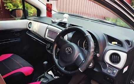 Toyota Vitz, 2013 год, 850 000 рублей, 6 фотография