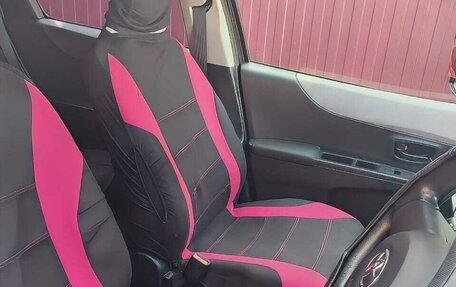 Toyota Vitz, 2013 год, 850 000 рублей, 8 фотография