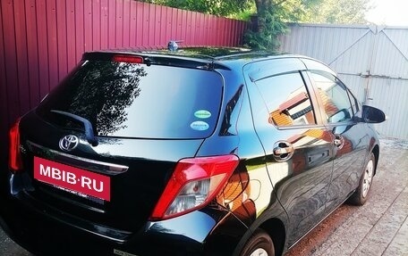 Toyota Vitz, 2013 год, 850 000 рублей, 4 фотография