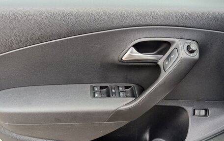 Volkswagen Polo VI (EU Market), 2018 год, 1 275 000 рублей, 9 фотография
