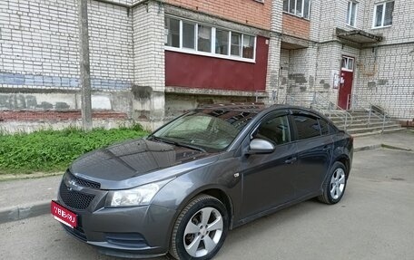 Chevrolet Cruze II, 2010 год, 585 000 рублей, 1 фотография