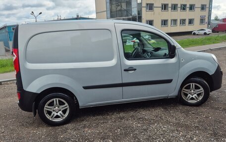 Renault Kangoo II рестайлинг, 2012 год, 800 000 рублей, 1 фотография