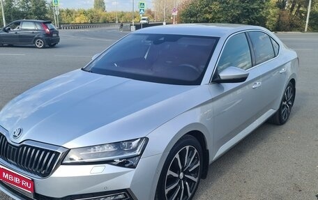 Skoda Superb III рестайлинг, 2019 год, 4 100 000 рублей, 1 фотография