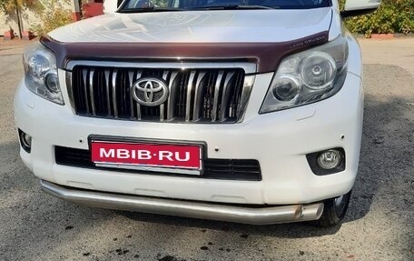 Toyota Land Cruiser Prado 150 рестайлинг 2, 2011 год, 2 700 000 рублей, 1 фотография