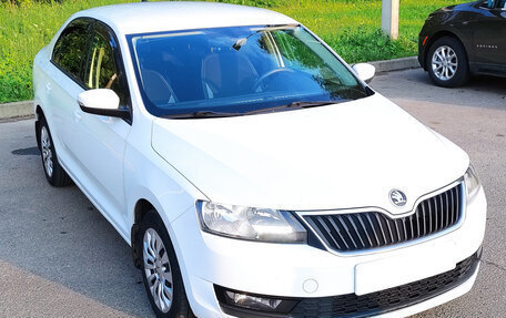 Skoda Rapid I, 2018 год, 1 590 000 рублей, 2 фотография