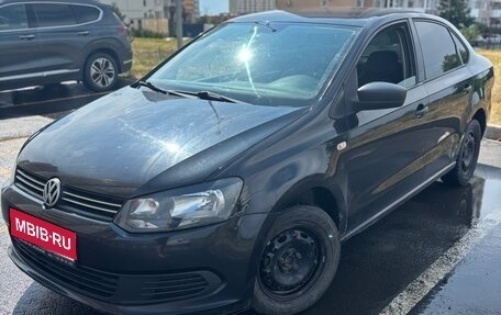 Volkswagen Polo VI (EU Market), 2012 год, 590 000 рублей, 1 фотография