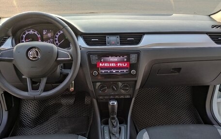 Skoda Rapid I, 2018 год, 1 590 000 рублей, 8 фотография
