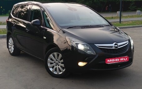 Opel Zafira C рестайлинг, 2014 год, 1 090 000 рублей, 1 фотография