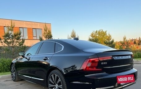Volvo S90 II рестайлинг, 2021 год, 3 850 000 рублей, 5 фотография