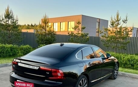 Volvo S90 II рестайлинг, 2021 год, 3 850 000 рублей, 6 фотография