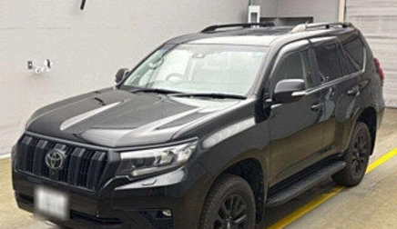 Toyota Land Cruiser Prado 150 рестайлинг 2, 2022 год, 4 400 000 рублей, 1 фотография