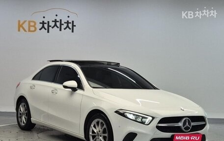 Mercedes-Benz A-Класс, 2020 год, 2 390 000 рублей, 1 фотография