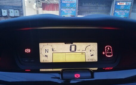 Citroen C4 Picasso II рестайлинг, 2010 год, 588 000 рублей, 7 фотография