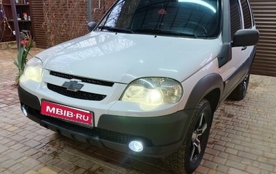 Chevrolet Niva I рестайлинг, 2018 год, 770 000 рублей, 1 фотография