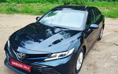 Toyota Camry, 2020 год, 2 750 000 рублей, 1 фотография