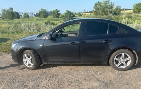 Chevrolet Cruze II, 2010 год, 580 000 рублей, 8 фотография