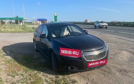 Chevrolet Cruze II, 2010 год, 580 000 рублей, 2 фотография
