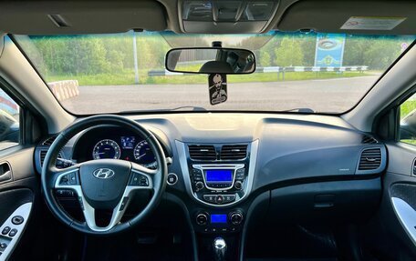 Hyundai Solaris II рестайлинг, 2011 год, 945 000 рублей, 13 фотография