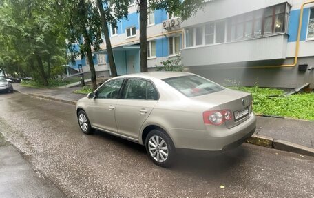 Volkswagen Jetta VI, 2008 год, 700 000 рублей, 4 фотография