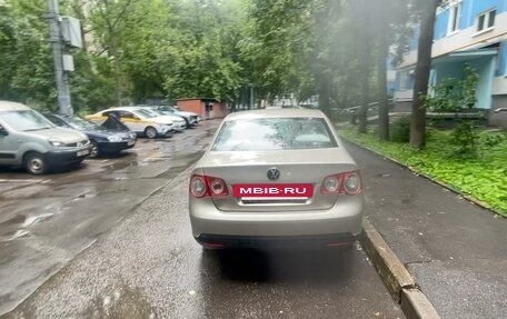 Volkswagen Jetta VI, 2008 год, 700 000 рублей, 3 фотография