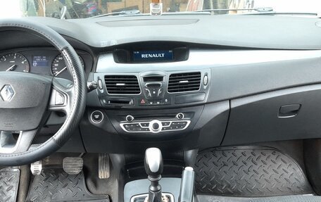 Renault Laguna III рестайлинг, 2009 год, 750 000 рублей, 5 фотография