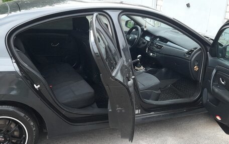 Renault Laguna III рестайлинг, 2009 год, 750 000 рублей, 19 фотография