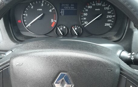Renault Laguna III рестайлинг, 2009 год, 750 000 рублей, 20 фотография