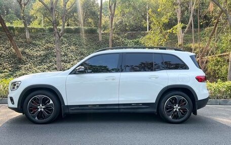 Mercedes-Benz GLB, 2022 год, 2 440 000 рублей, 7 фотография