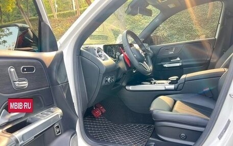 Mercedes-Benz GLB, 2022 год, 2 440 000 рублей, 10 фотография