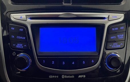 Hyundai Solaris II рестайлинг, 2013 год, 879 000 рублей, 14 фотография