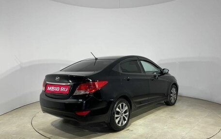 Hyundai Solaris II рестайлинг, 2013 год, 879 000 рублей, 5 фотография