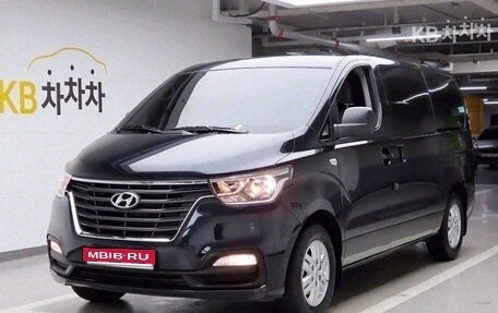 Hyundai Starex I рестайлинг, 2007 год, 2 890 000 рублей, 1 фотография