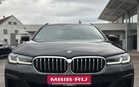 BMW 5 серия, 2023 год, 4 660 000 рублей, 1 фотография