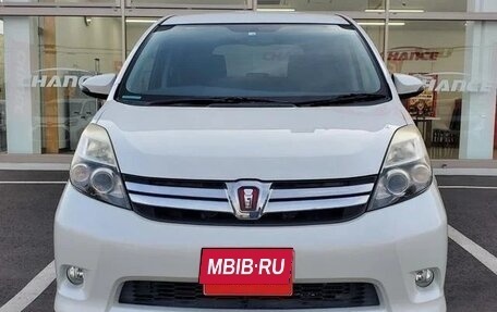 Toyota ISis I, 2014 год, 775 746 рублей, 1 фотография