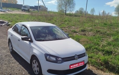 Volkswagen Polo VI (EU Market), 2014 год, 750 000 рублей, 1 фотография