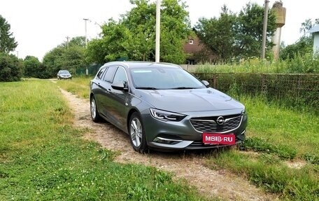 Opel Insignia II рестайлинг, 2018 год, 1 730 000 рублей, 1 фотография