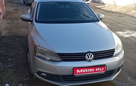 Volkswagen Jetta VI, 2011 год, 850 000 рублей, 1 фотография