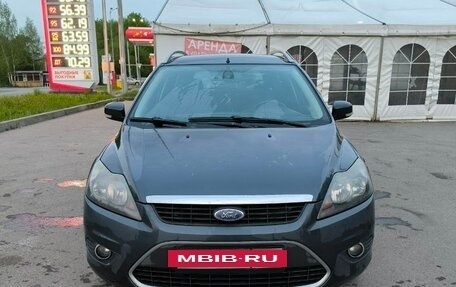 Ford Focus II рестайлинг, 2010 год, 700 000 рублей, 2 фотография