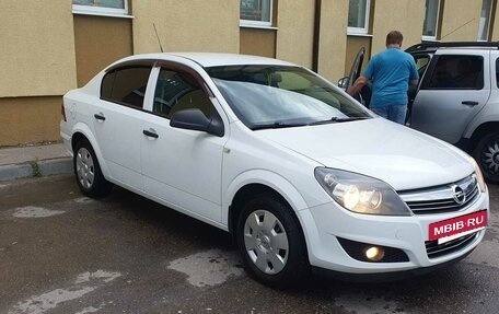 Opel Astra H, 2013 год, 530 000 рублей, 2 фотография
