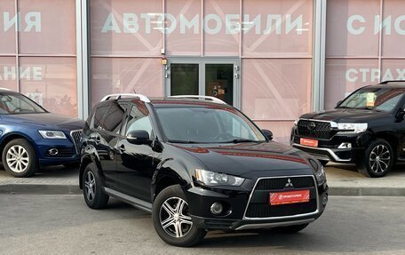 Mitsubishi Outlander III рестайлинг 3, 2010 год, 1 080 000 рублей, 3 фотография