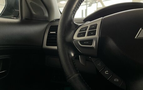 Mitsubishi Outlander III рестайлинг 3, 2010 год, 1 080 000 рублей, 15 фотография