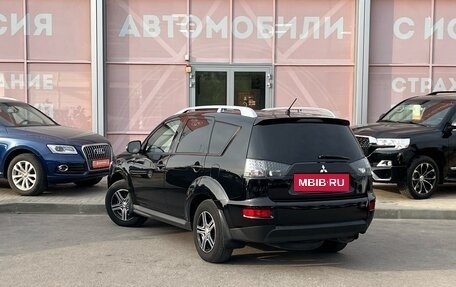 Mitsubishi Outlander III рестайлинг 3, 2010 год, 1 080 000 рублей, 7 фотография