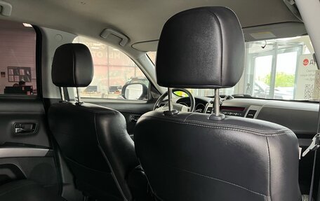 Mitsubishi Outlander III рестайлинг 3, 2010 год, 1 080 000 рублей, 28 фотография