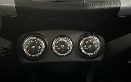 Mitsubishi Outlander III рестайлинг 3, 2010 год, 1 080 000 рублей, 18 фотография