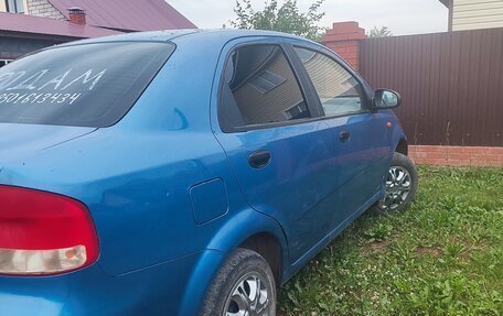 Chevrolet Aveo III, 2004 год, 300 000 рублей, 3 фотография