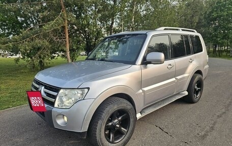 Mitsubishi Pajero IV, 2008 год, 1 365 000 рублей, 4 фотография