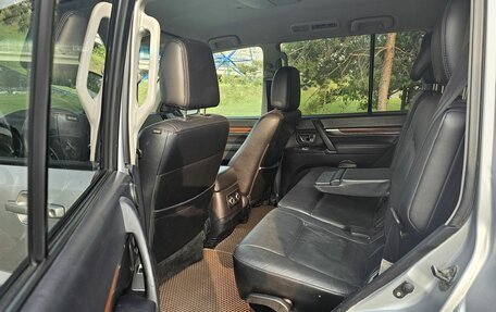 Mitsubishi Pajero IV, 2008 год, 1 365 000 рублей, 15 фотография
