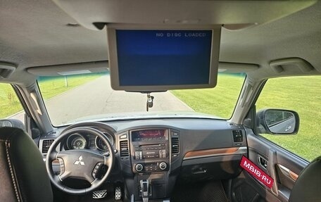 Mitsubishi Pajero IV, 2008 год, 1 365 000 рублей, 12 фотография
