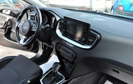 KIA cee'd III, 2022 год, 2 200 000 рублей, 9 фотография