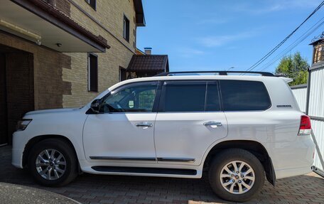 Toyota Land Cruiser 200, 2016 год, 6 200 000 рублей, 3 фотография